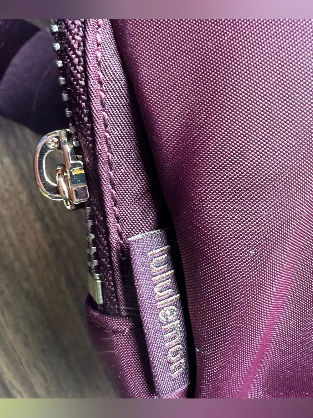 Lululemon Everywhere Belt Bag 2L Garnet/Rose Gold